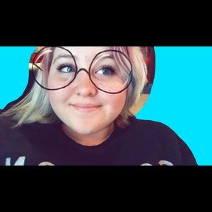 Meet your Posher, Xandria